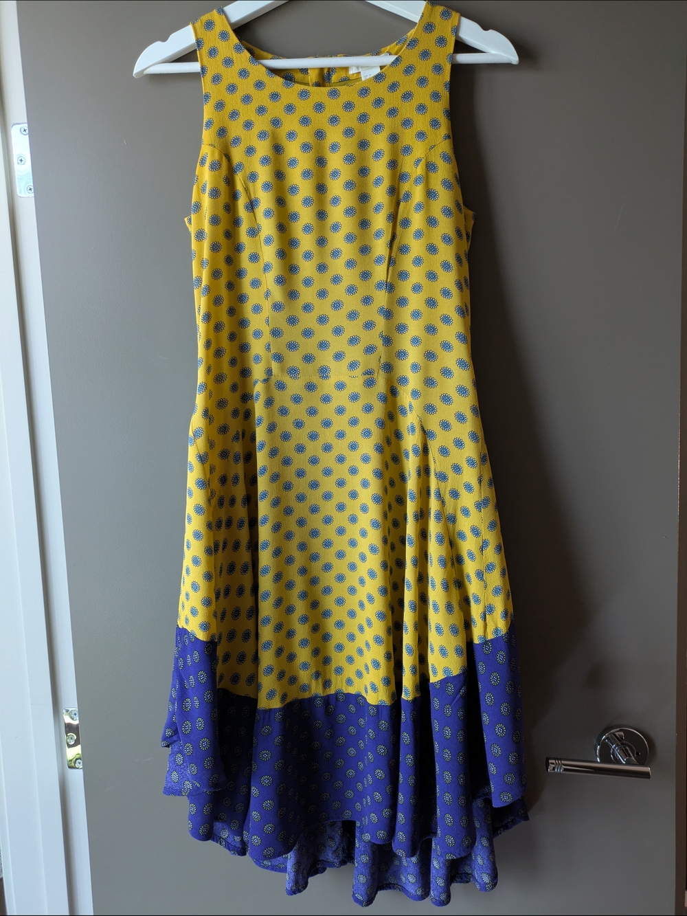 H&M Yellow & Blue Sleeveless Fit-and-Flare Vibrant Dress 100% Viscose S/M